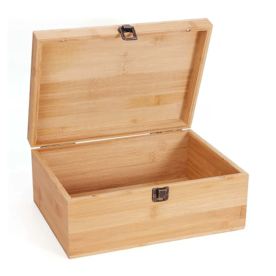 P04_3_S04_Wooden Box