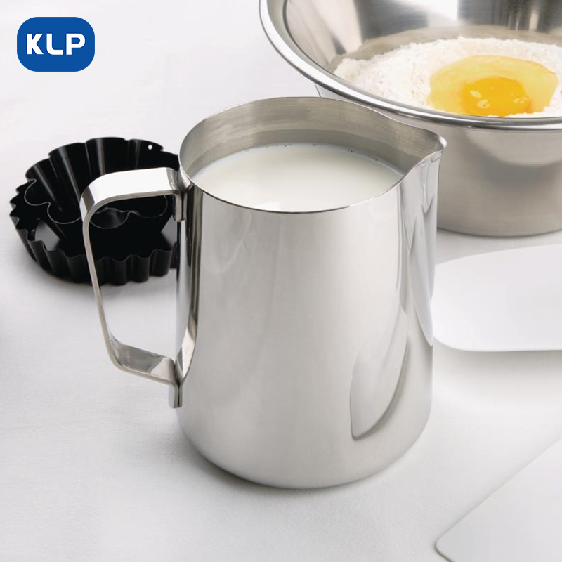 KLP310 02 milk frother pitcher
